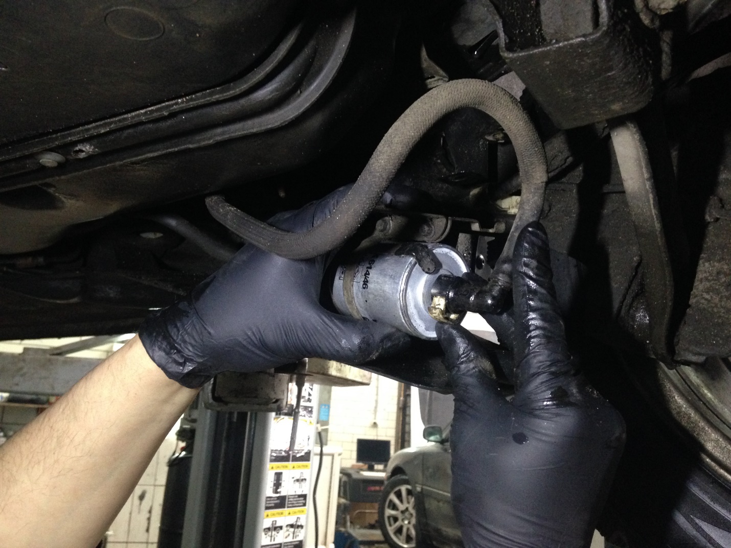 замена топливного фильтра Volvo c30